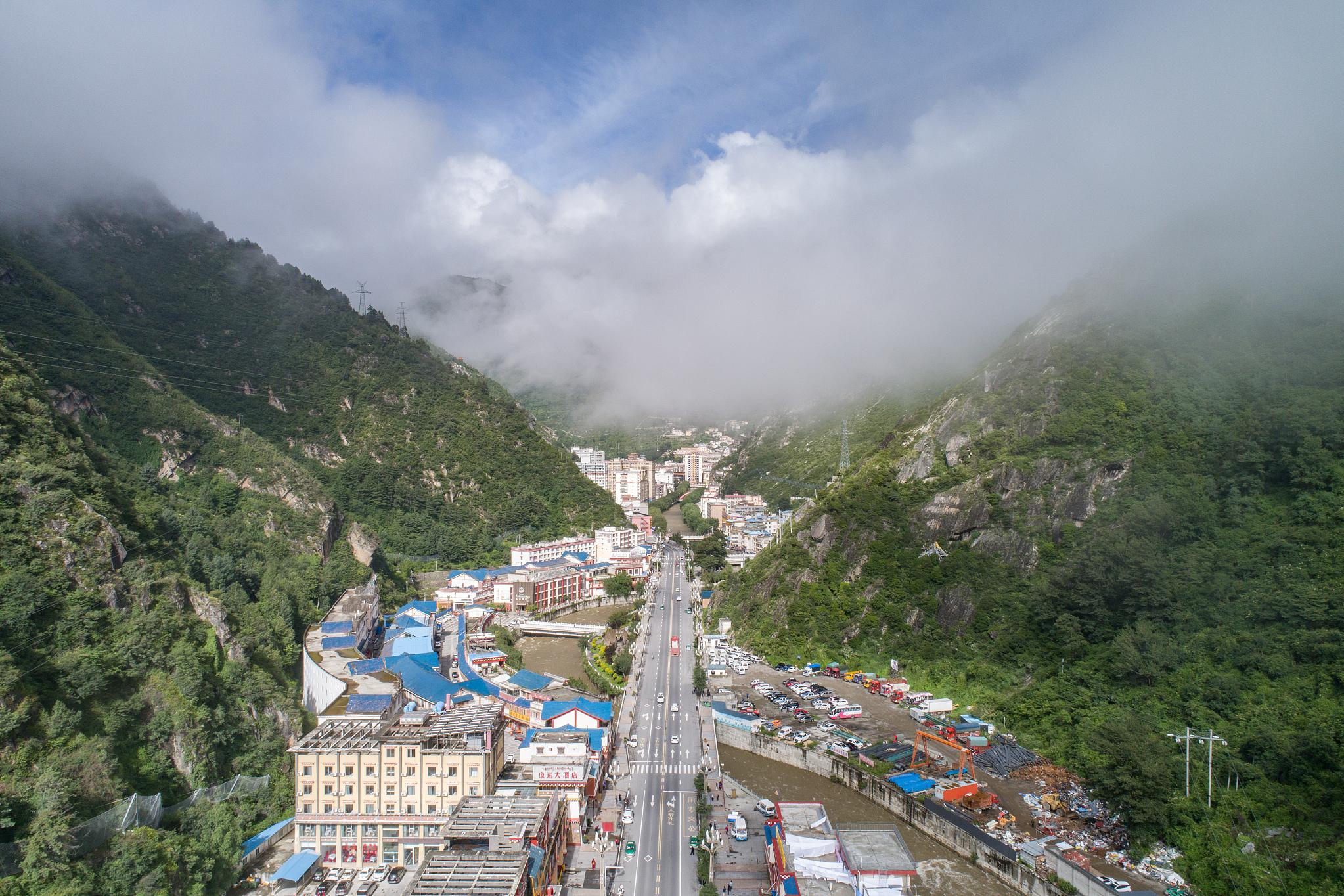 祖国西南边陲的察隅县，璀璨明珠映边关